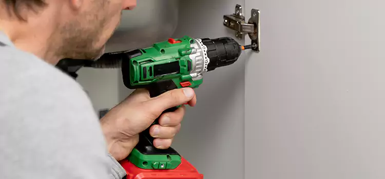Commercial Door Hinge Repair East Point