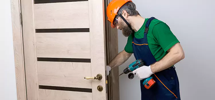Replace Internal Door Handle with Lock East Point